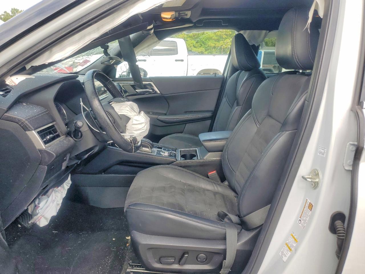 2022 Mitsubishi Outlander Se - Image 7