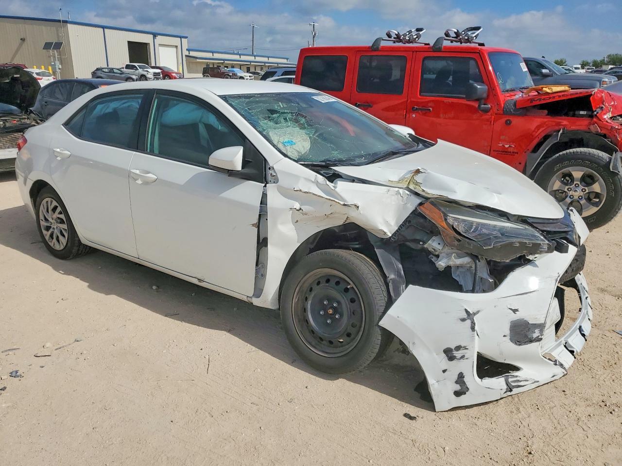 2017 Toyota Corolla Le - Фото 4