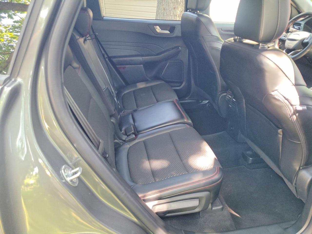 2025 Ford Escape St Line - Фото 6