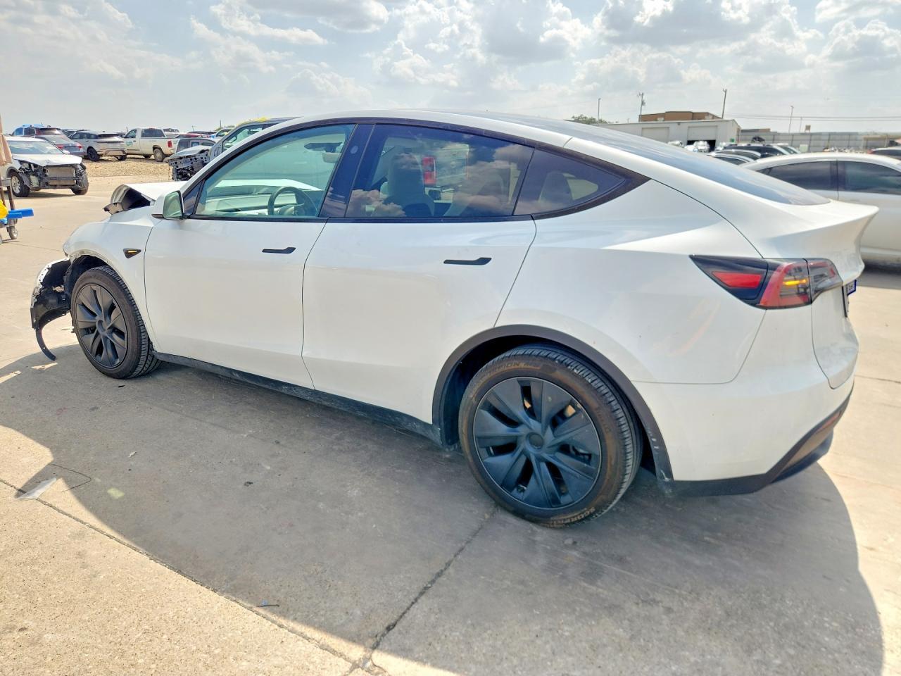 2024 Tesla Model Y - Image 2