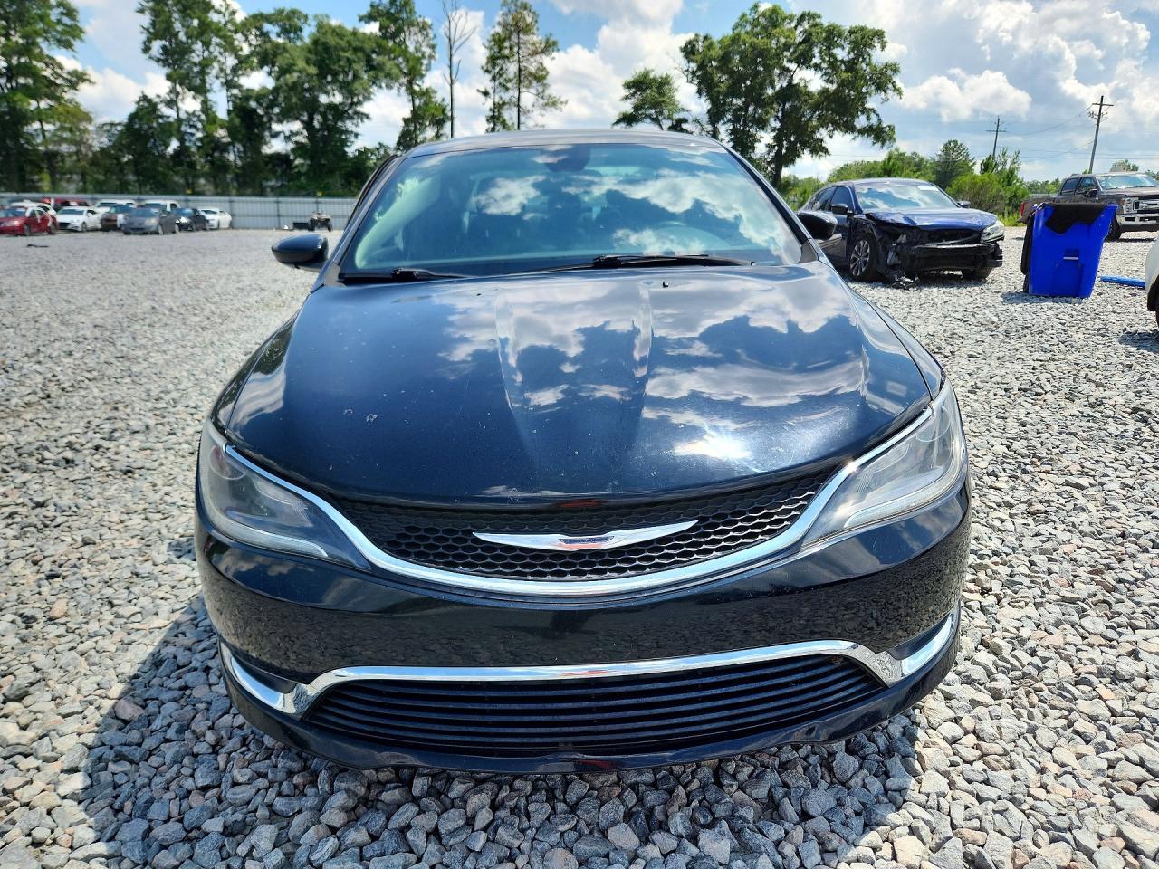 2016 Chrysler 200 Limited - Image 5