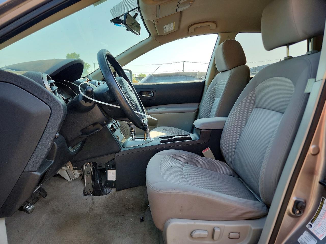 2011 Nissan Rogue S - Image 7