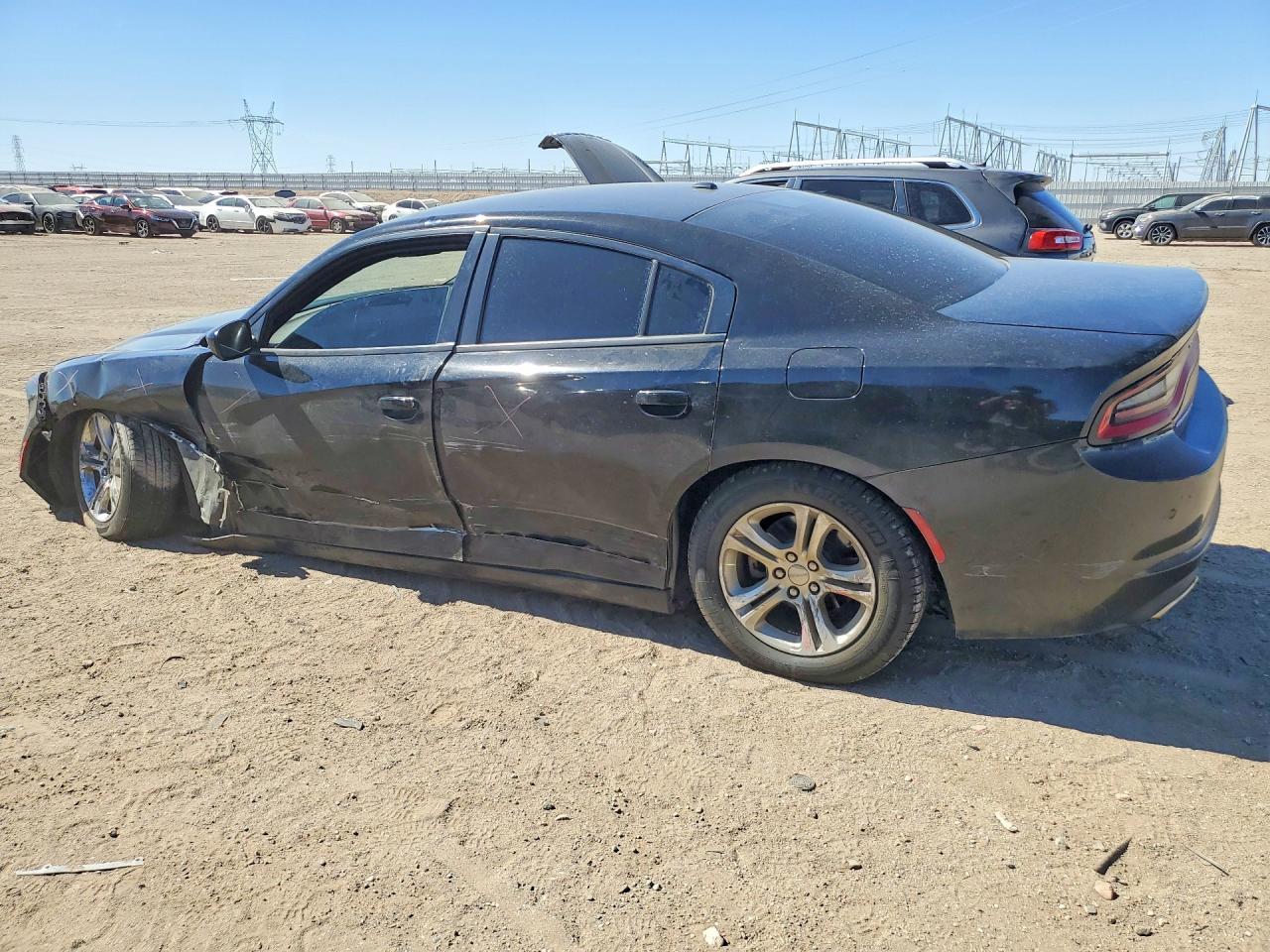 2022 Dodge Charger Sxt - Фото 2