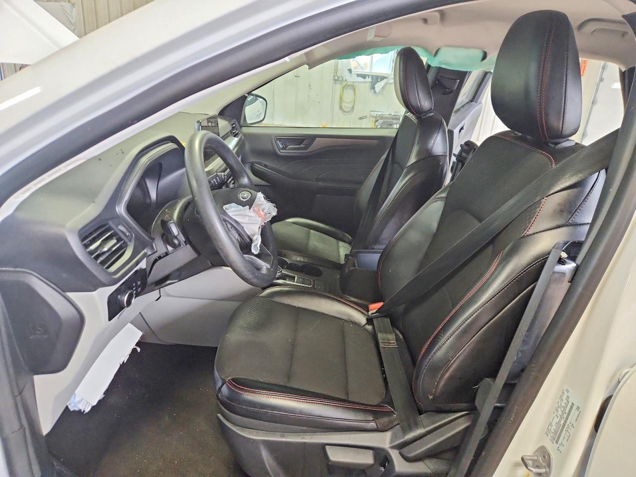 2025 Ford Escape Active - Image 7