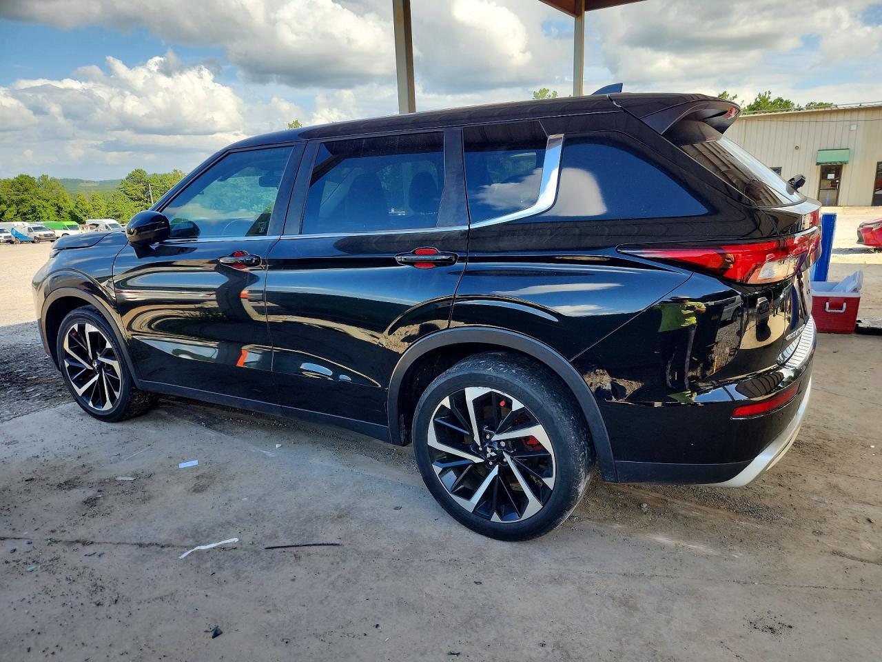 2022 Mitsubishi Outlander Se - Фото 2