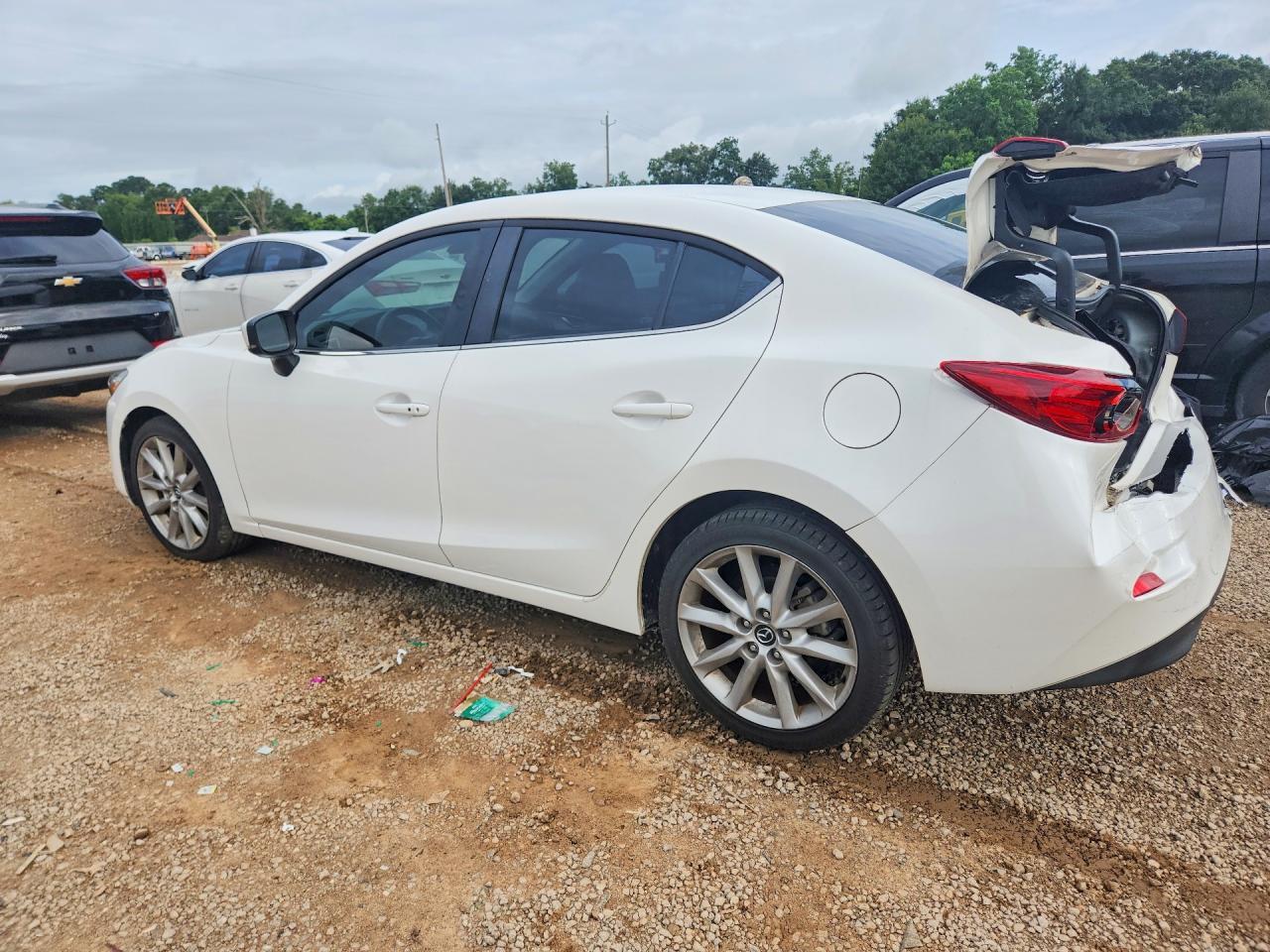 2017 Mazda 3 Touring - Фото 2