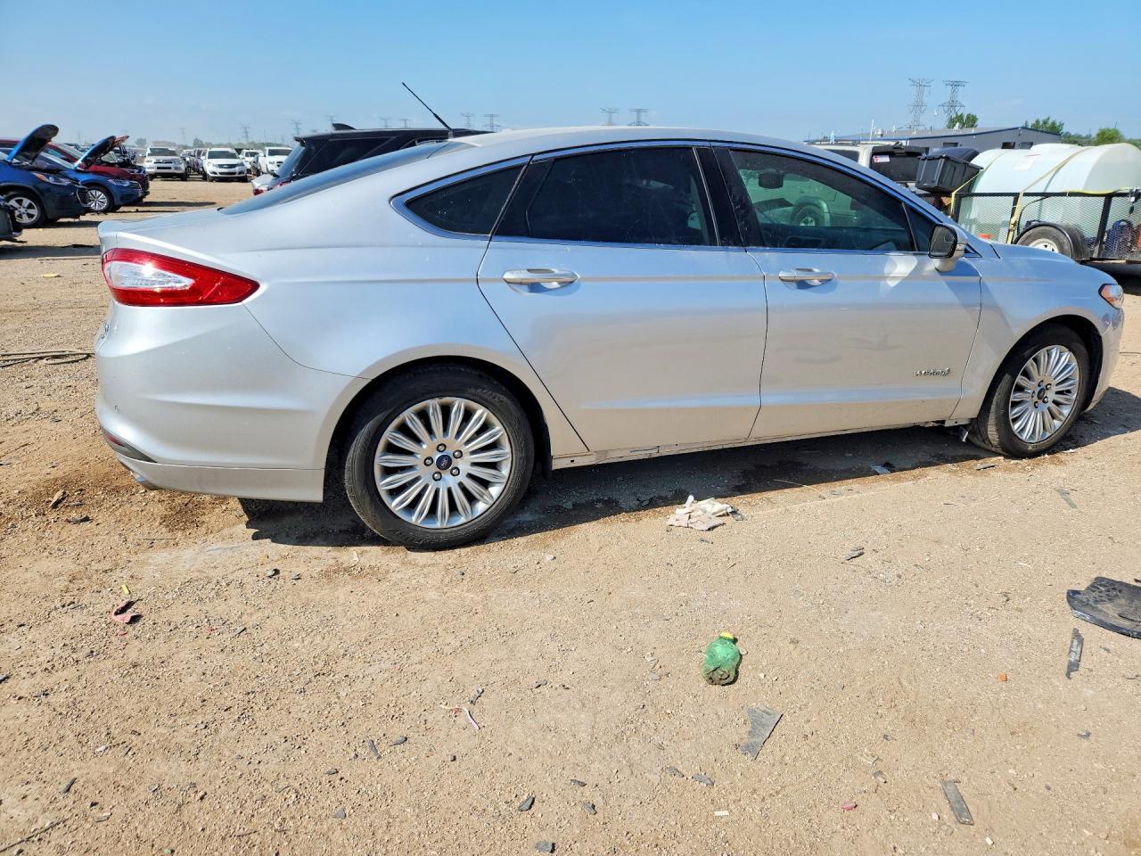 2015 Ford Fusion Se Hybrid - Image 3