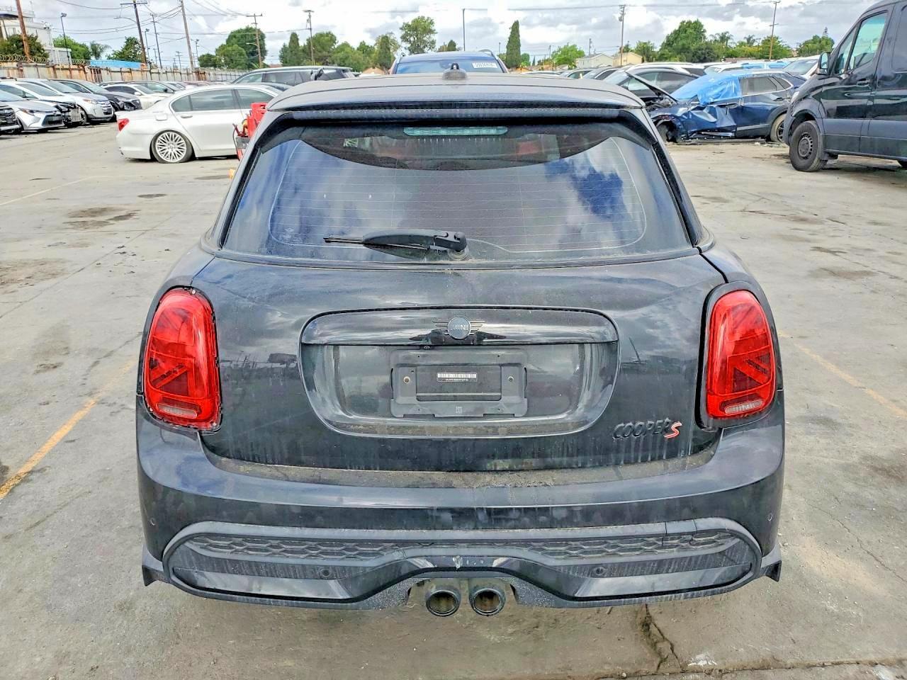 2023 Mini Cooper S - Image 6