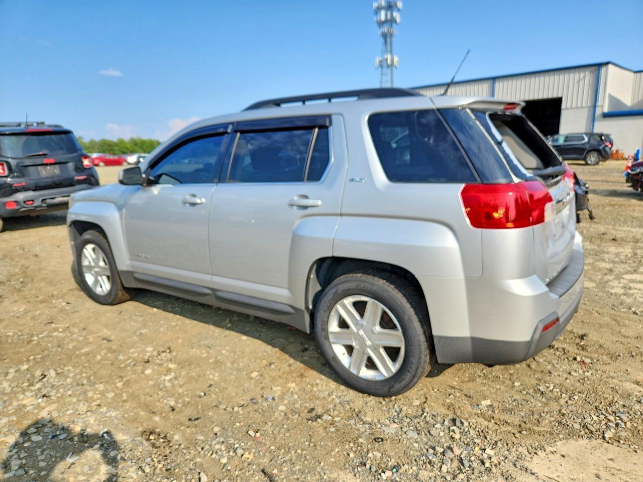 2011 GMC Terrain Slt - Image 2