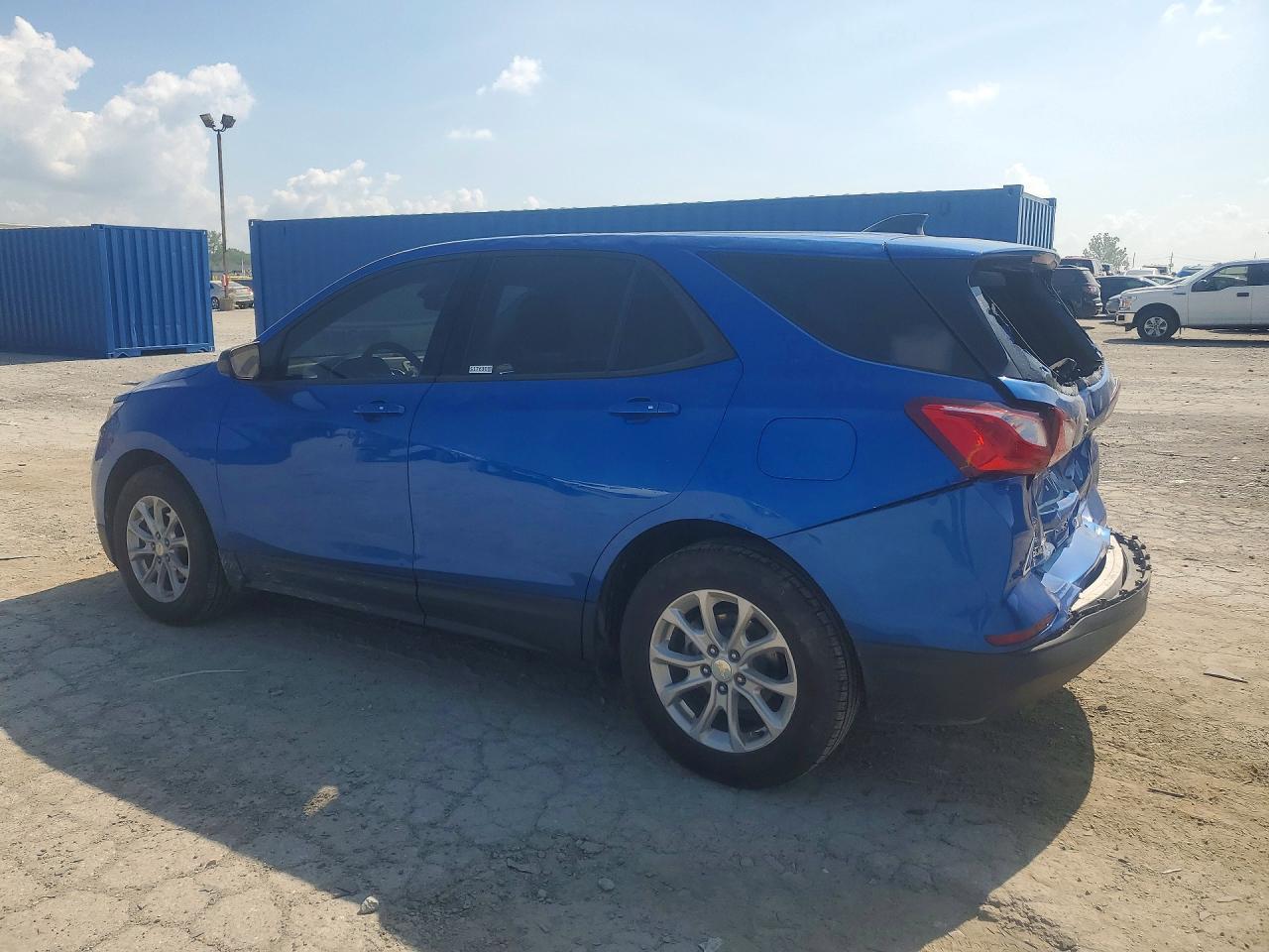 2019 Chevrolet Equinox Ls - Image 2