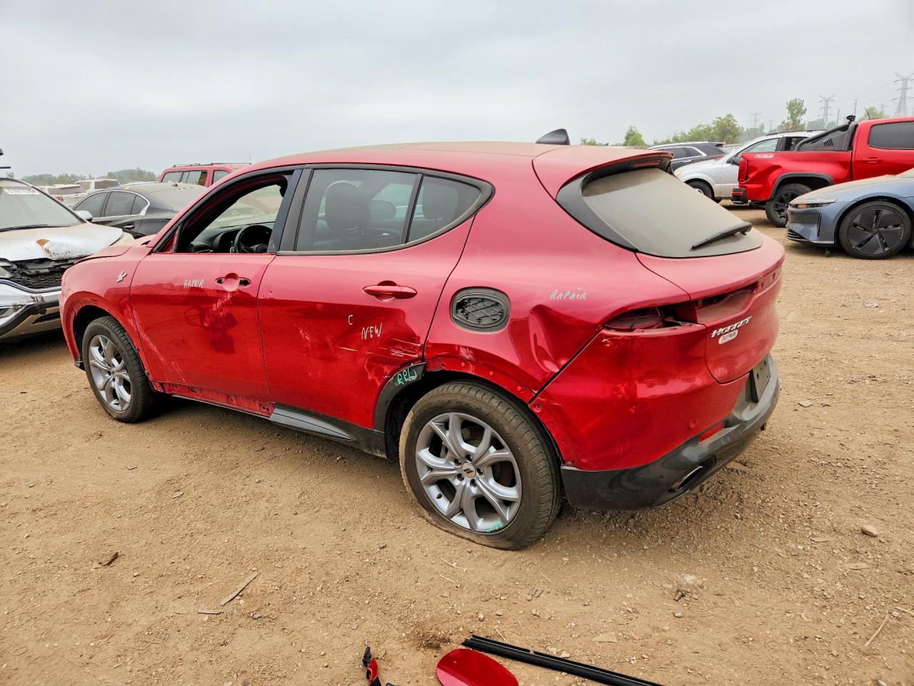 2024 Dodge Hornet R/T Plus - Image 2