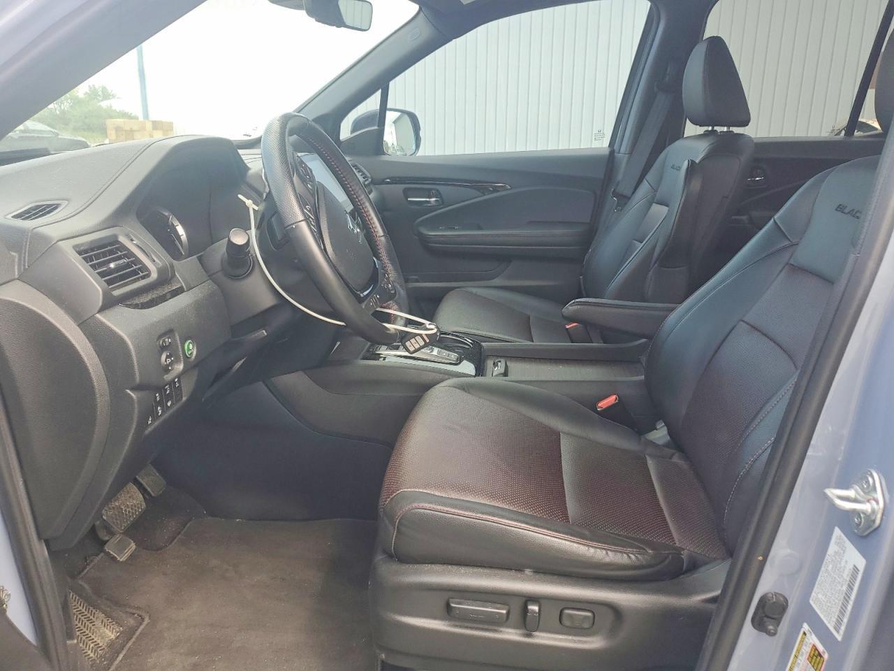 2023 Honda Ridgeline Black Edition - Image 7