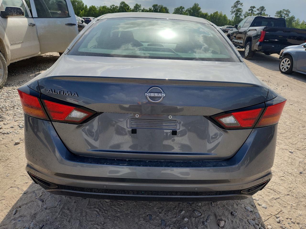 2024 Nissan Altima 2.5 S - Image 6