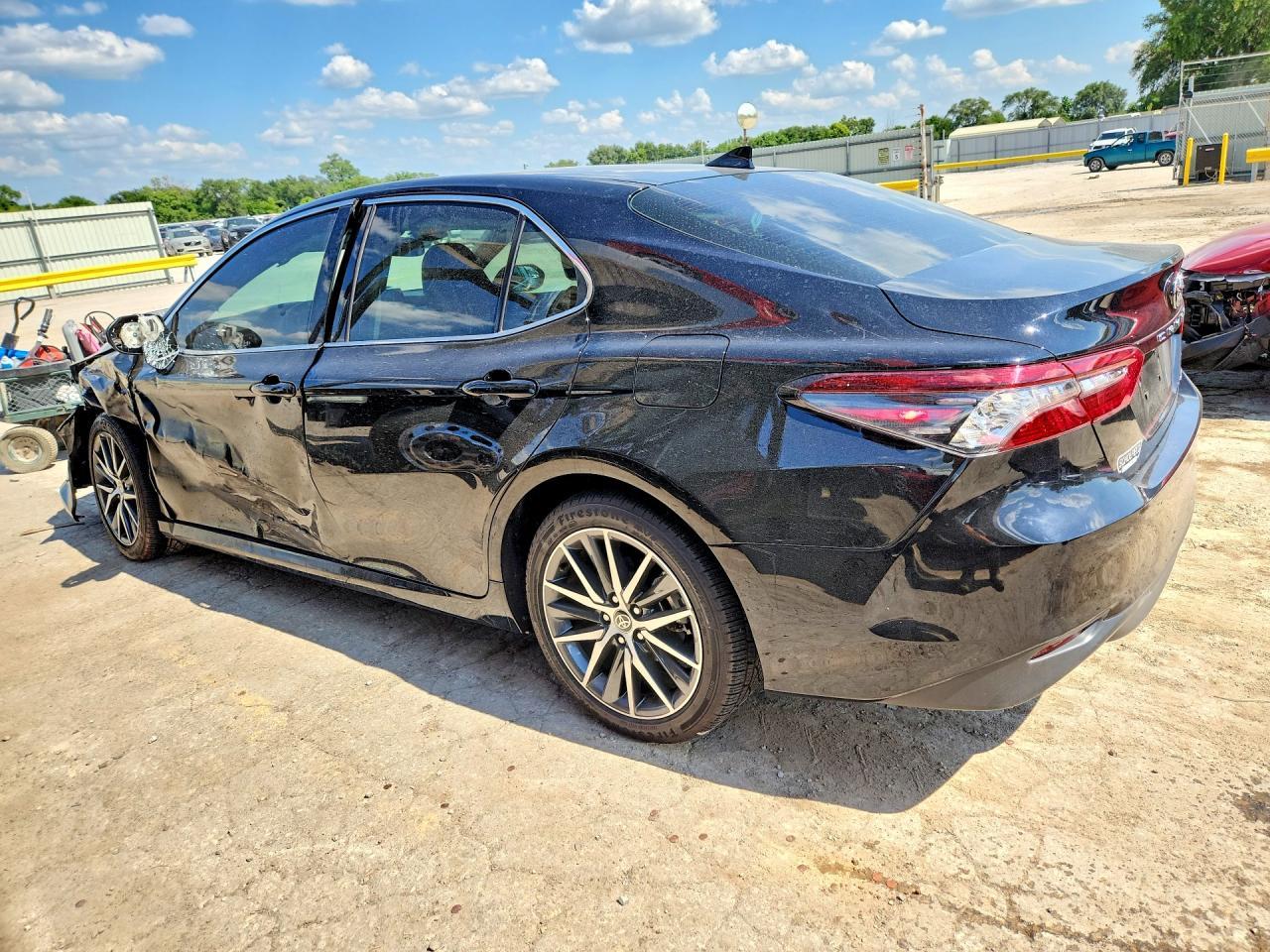 2023 Toyota Camry Xle - Image 2