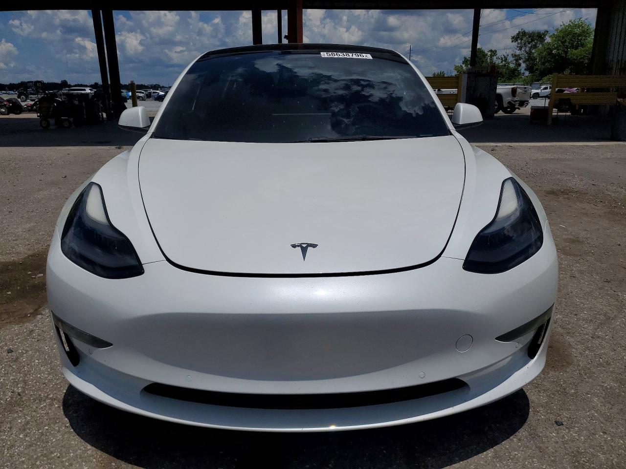2022 Tesla Model 3 - Фото 5