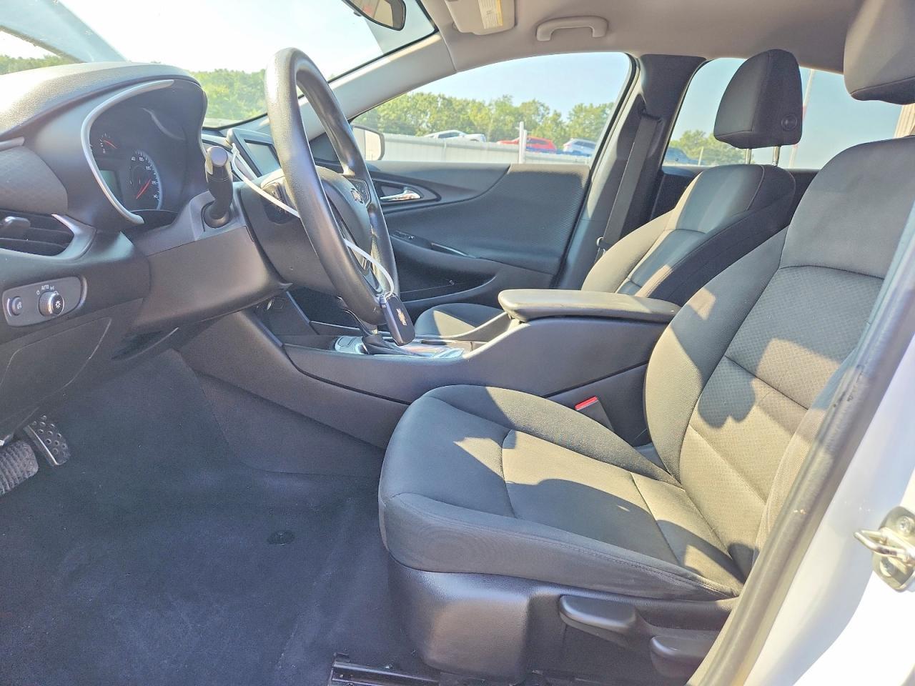 2016 Chevrolet Malibu Ls - Фото 7