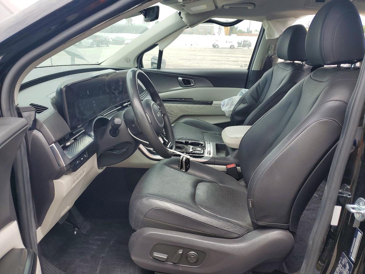 2023 Kia Carnival Sx Prestige - Image 7