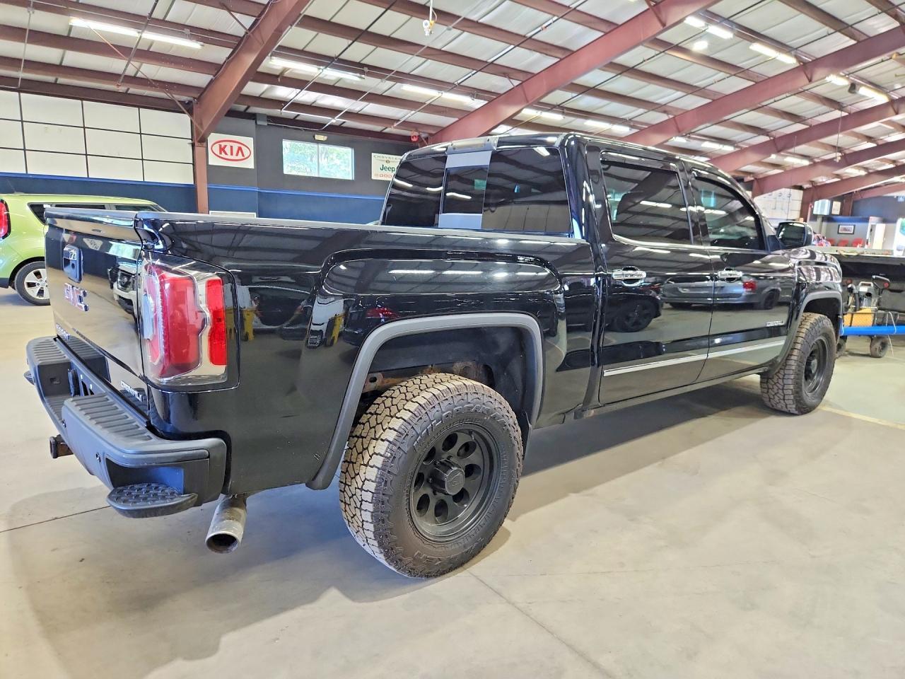 2016 GMC Sierra K1500 Denali - Фото 3