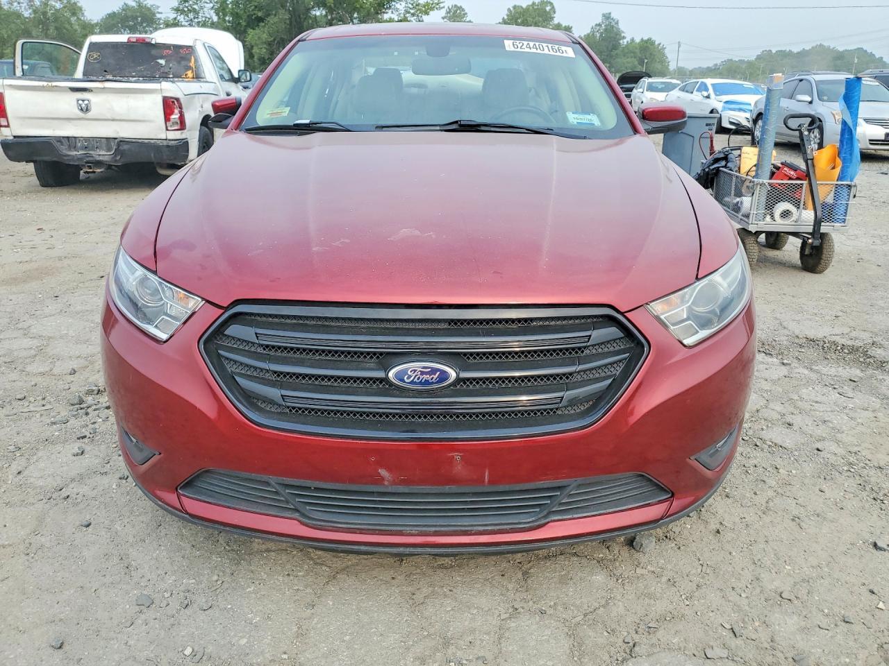 2015 Ford Taurus Sel - Фото 5