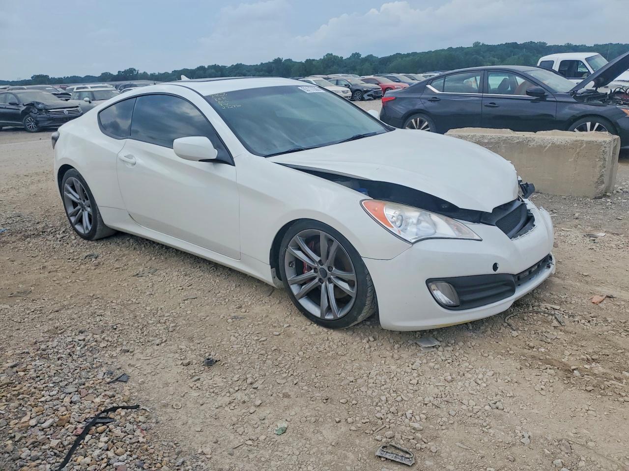 2011 Hyundai Genesis Coupe 3.8L - Фото 4
