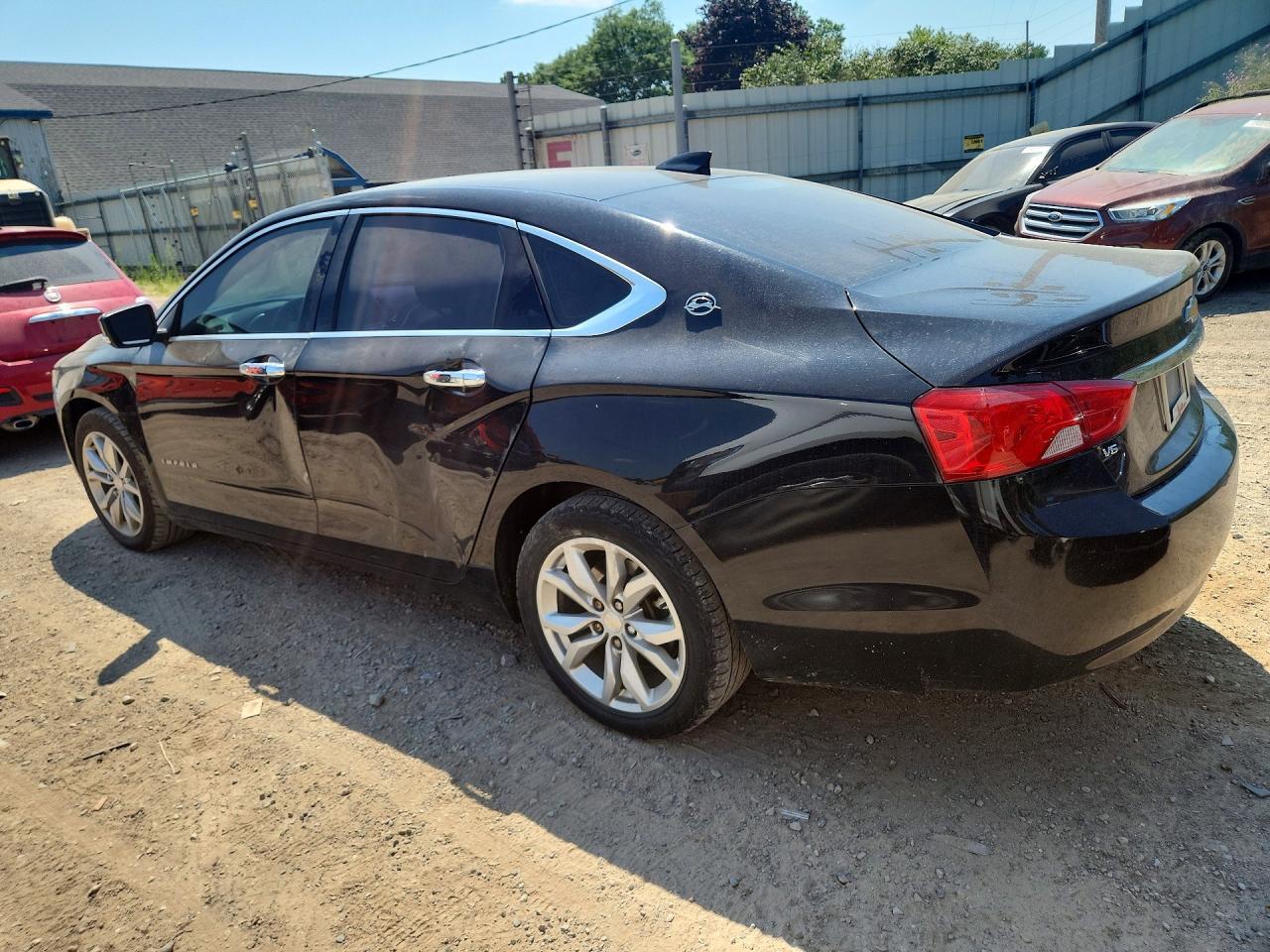 2018 Chevrolet Impala Lt - Фото 2