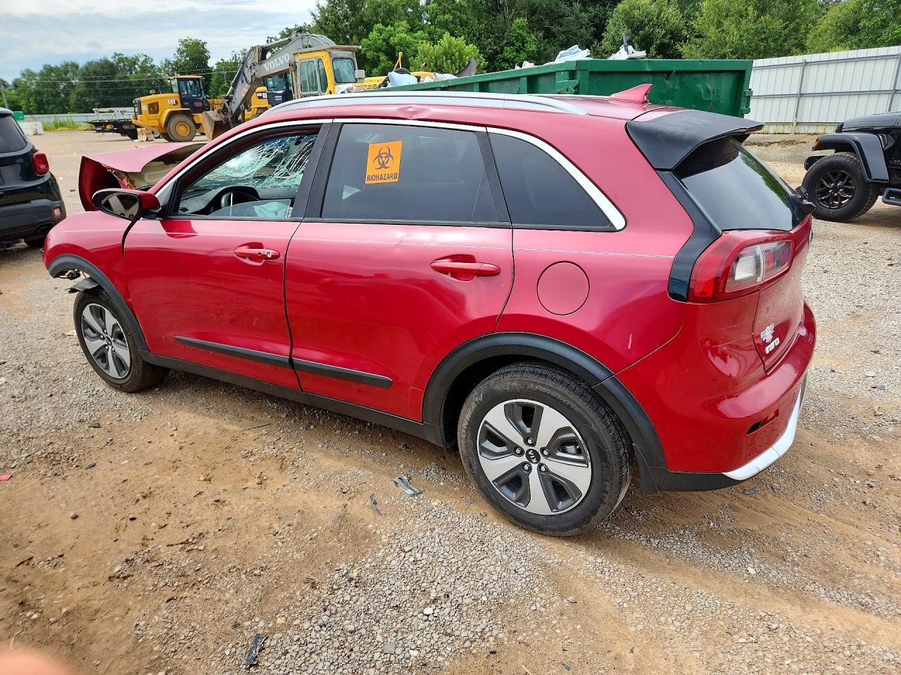 2017 Kia Niro Lx - Image 2