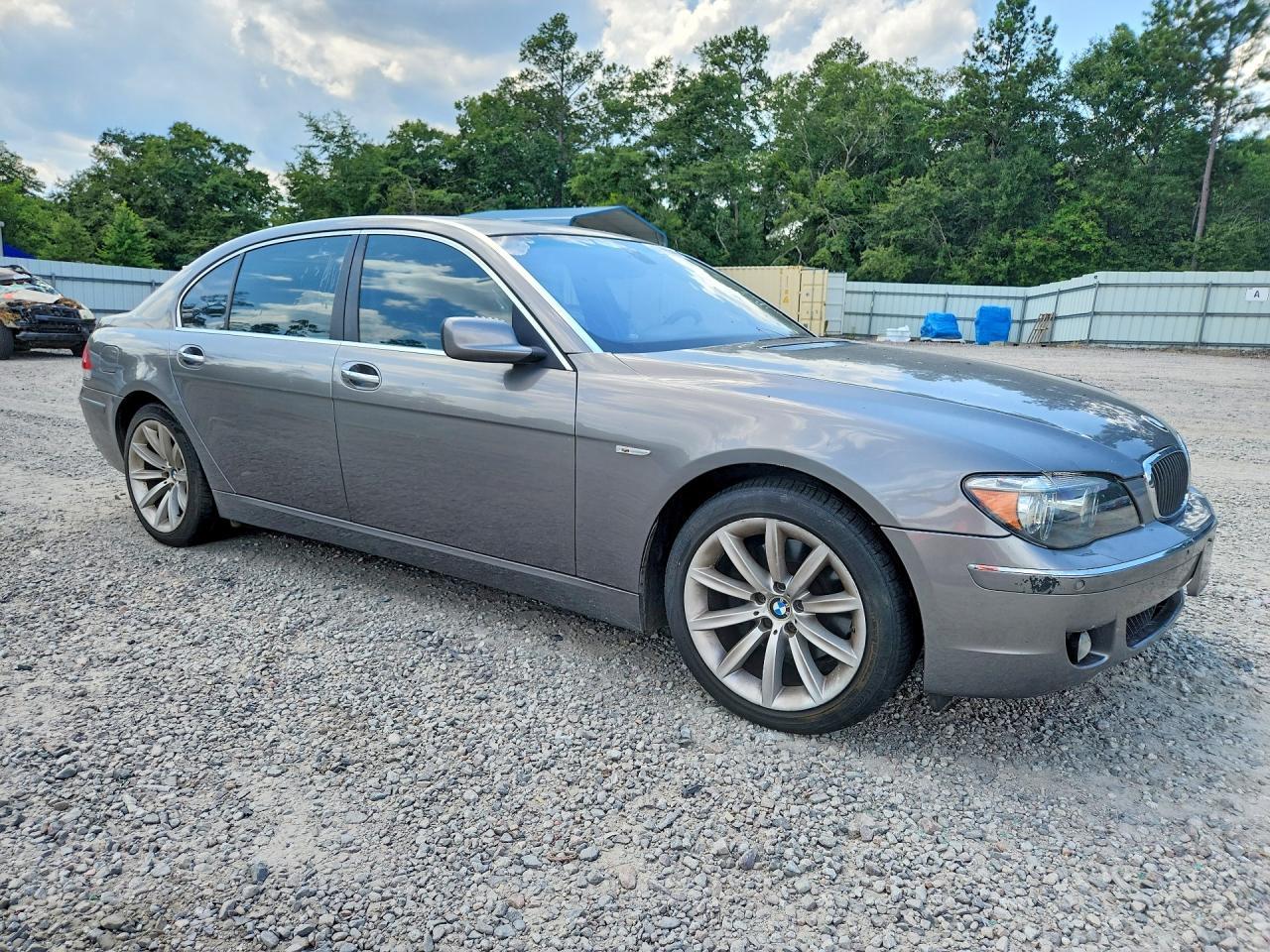 2008 BMW 750 Li - Image 4