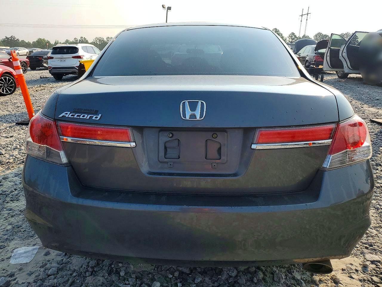 2011 Honda Accord Lxp - Image 6