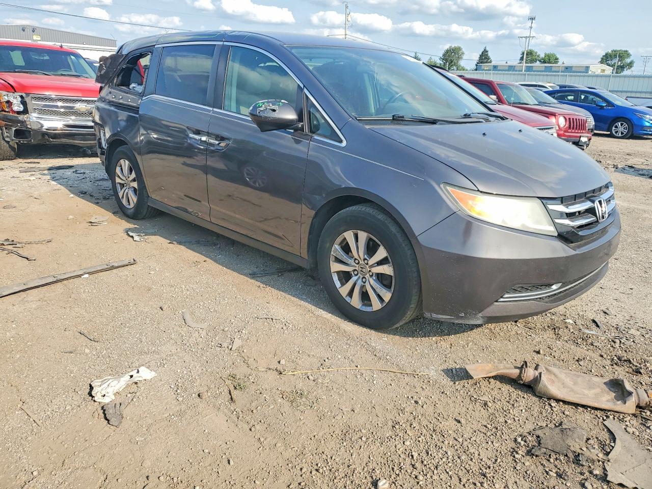 2015 Honda Odyssey Ex - Image 4