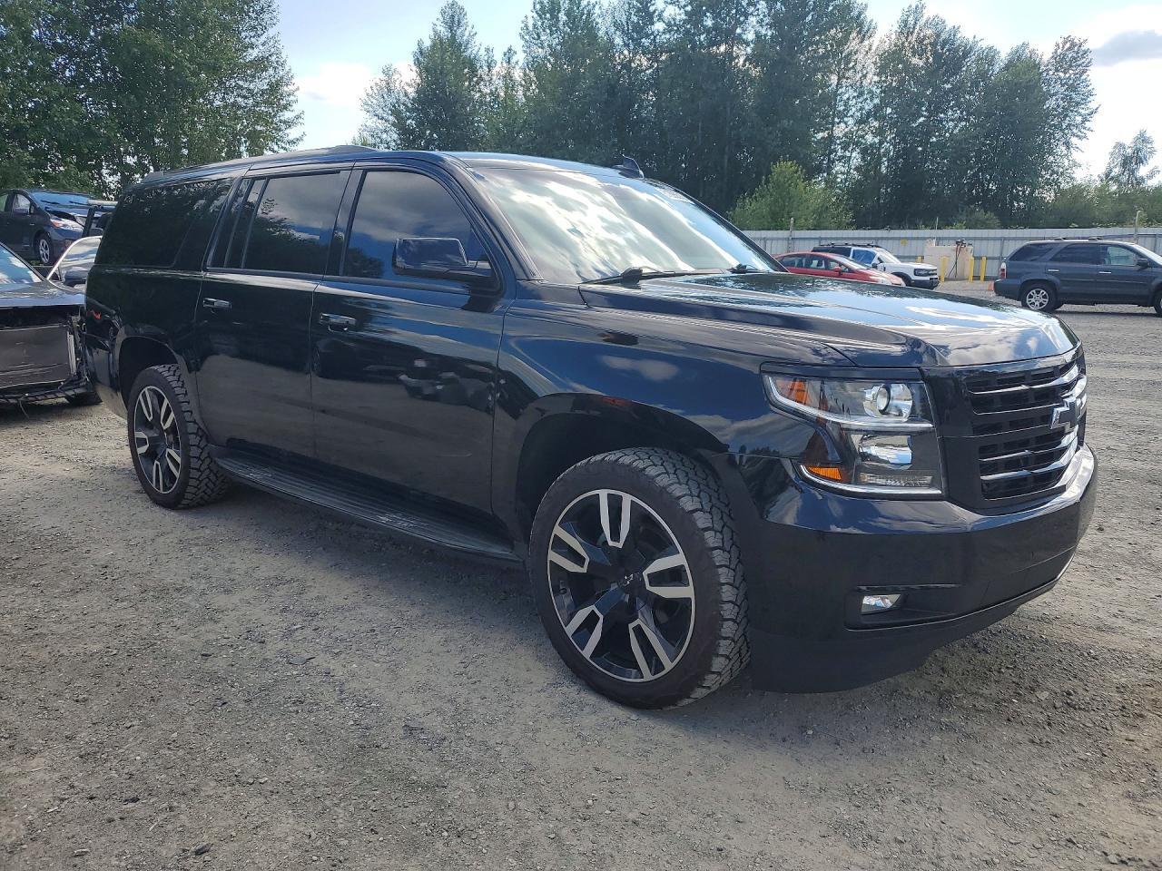 2019 Chevrolet Suburban C1500 Lt - Image 4