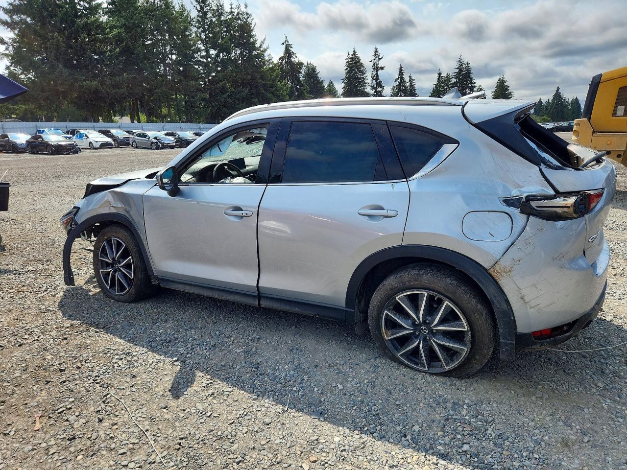 2018 Mazda Cx-5 Grand Touring - Image 2