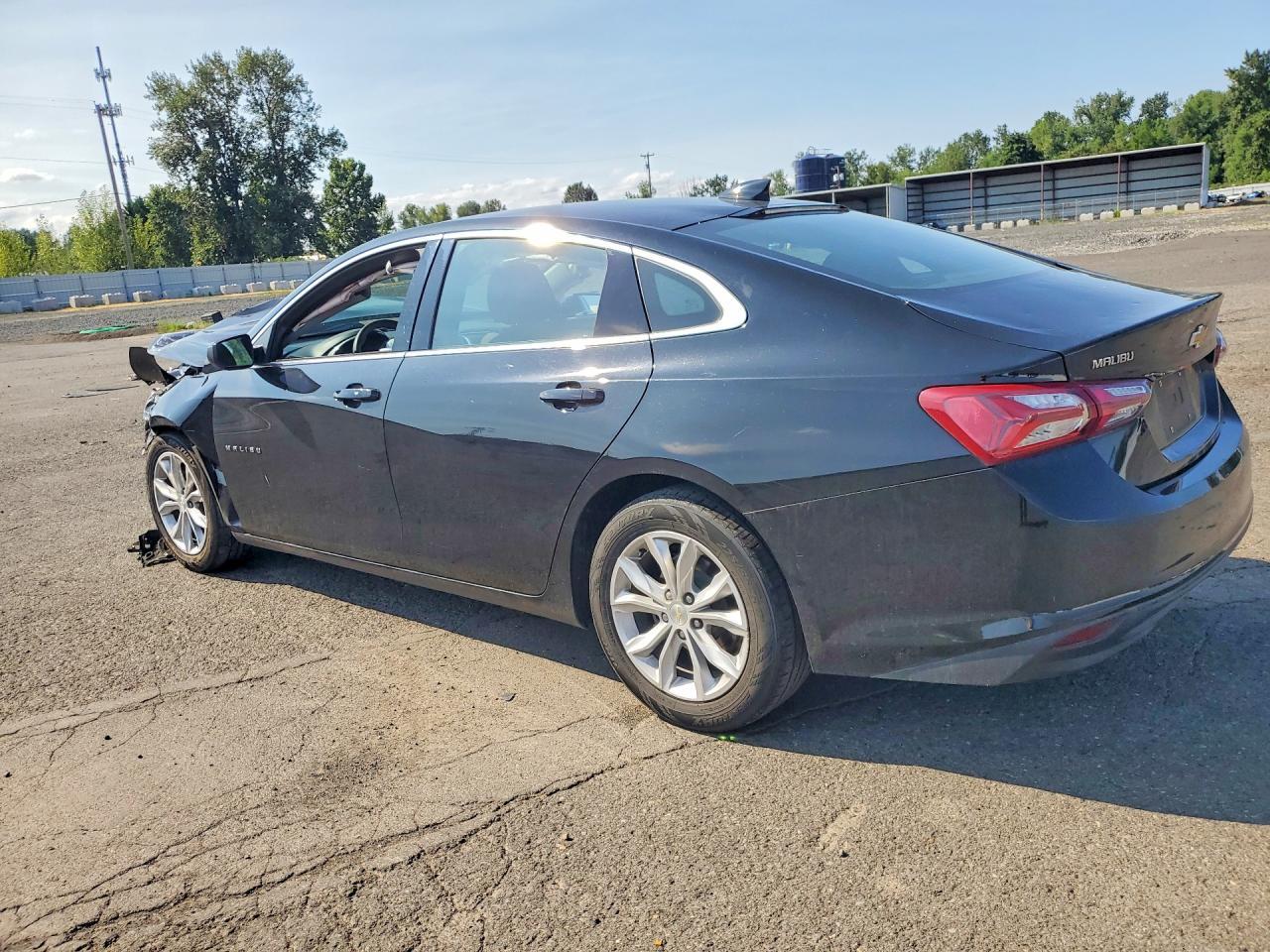 2020 Chevrolet Malibu Lt - Фото 2