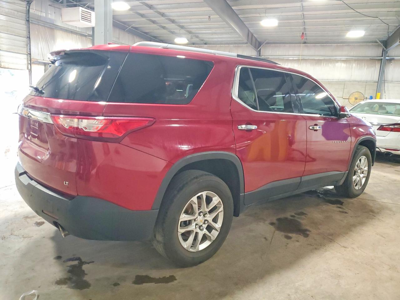 2018 Chevrolet Traverse Lt - Image 3