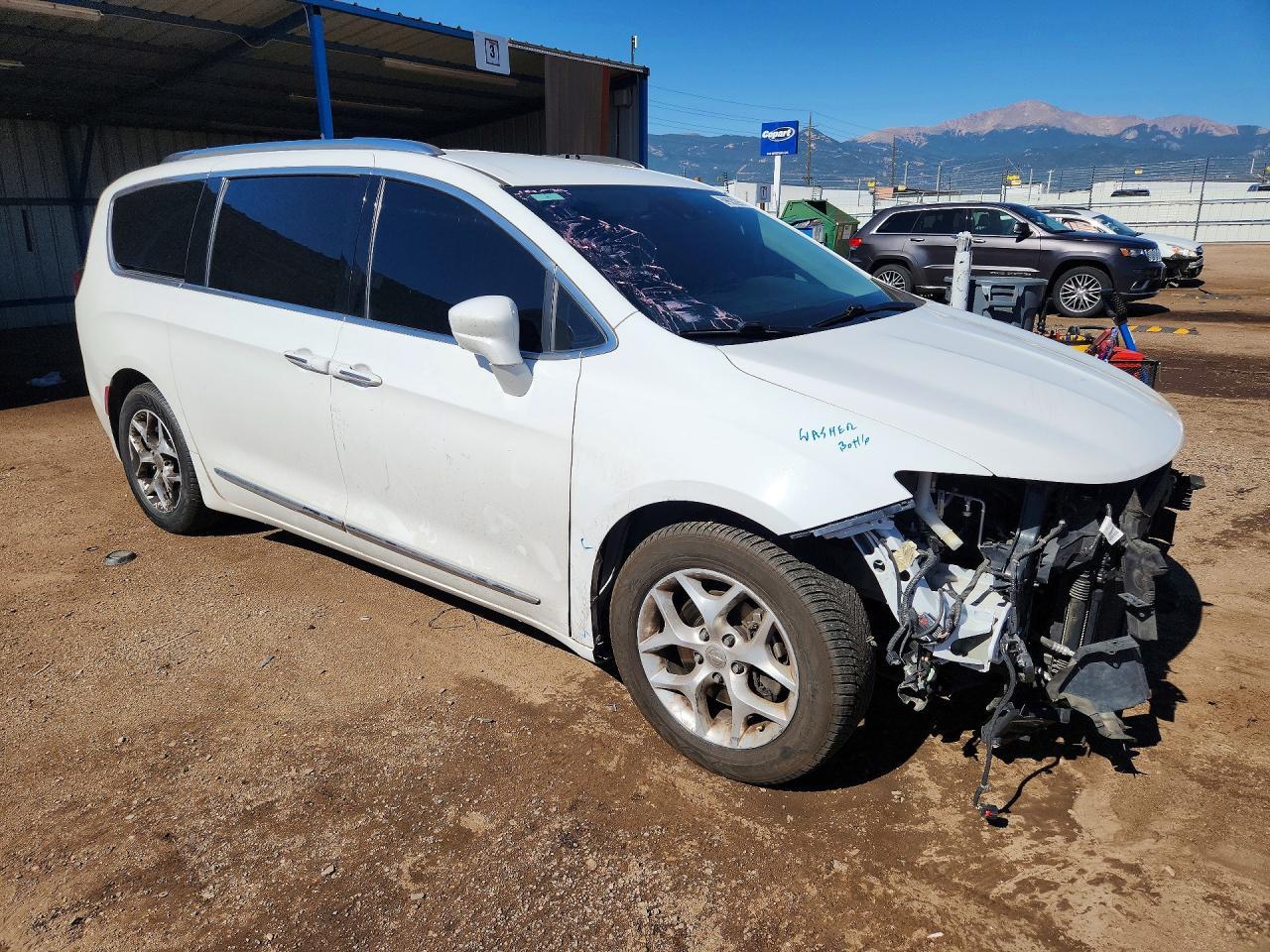 2017 Chrysler Pacifica Touring L Plus - Image 4