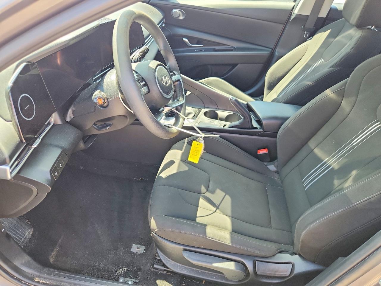 2024 Hyundai Elantra Sel - Image 7