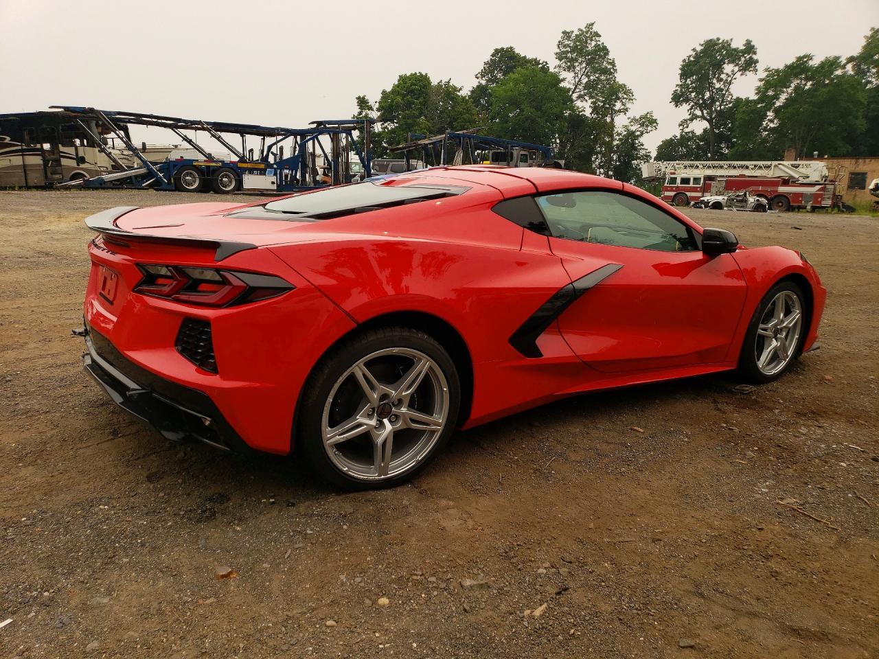 2025 Chevrolet Corvette Stingray 2Lt - Фото 3