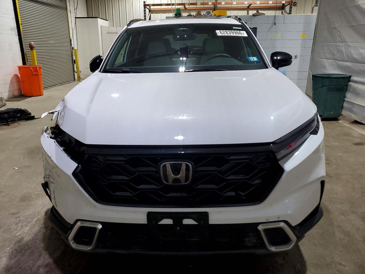 2024 Honda Cr-V Sport Touring - Image 5