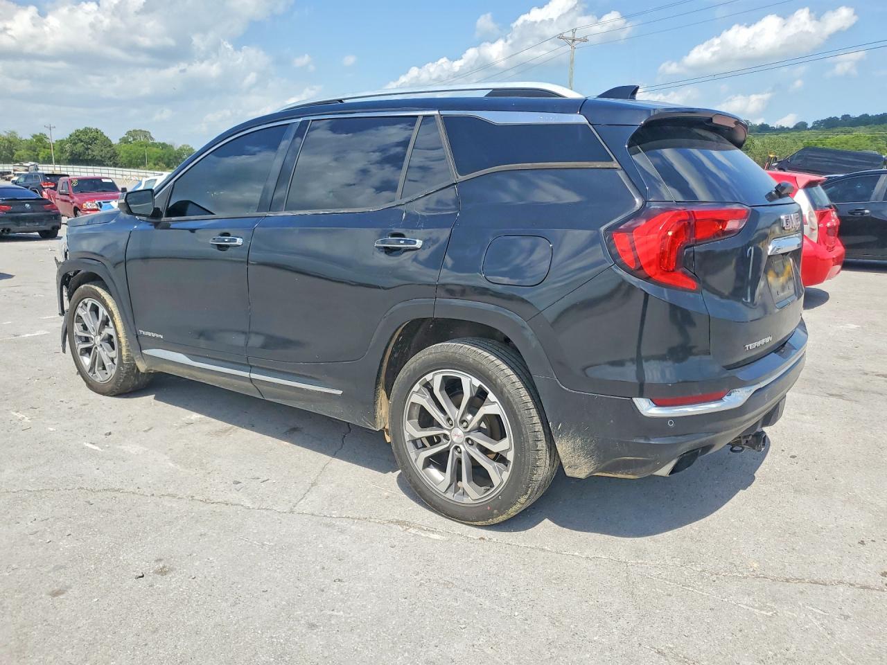 2020 GMC Terrain Denali - Image 2