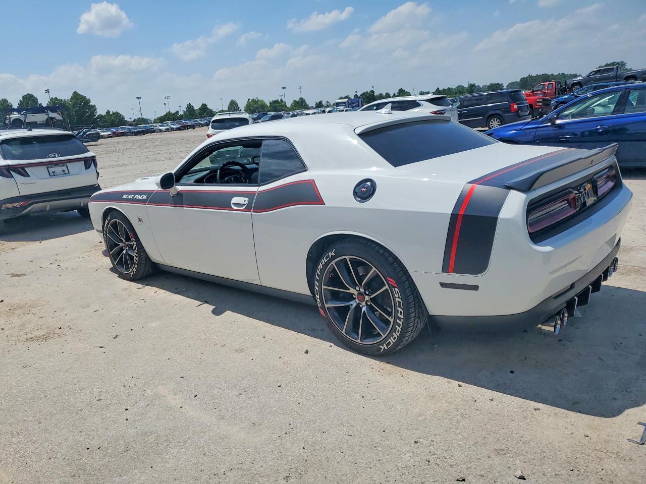 2016 Dodge Challenger R/T Scat Pack - Image 2