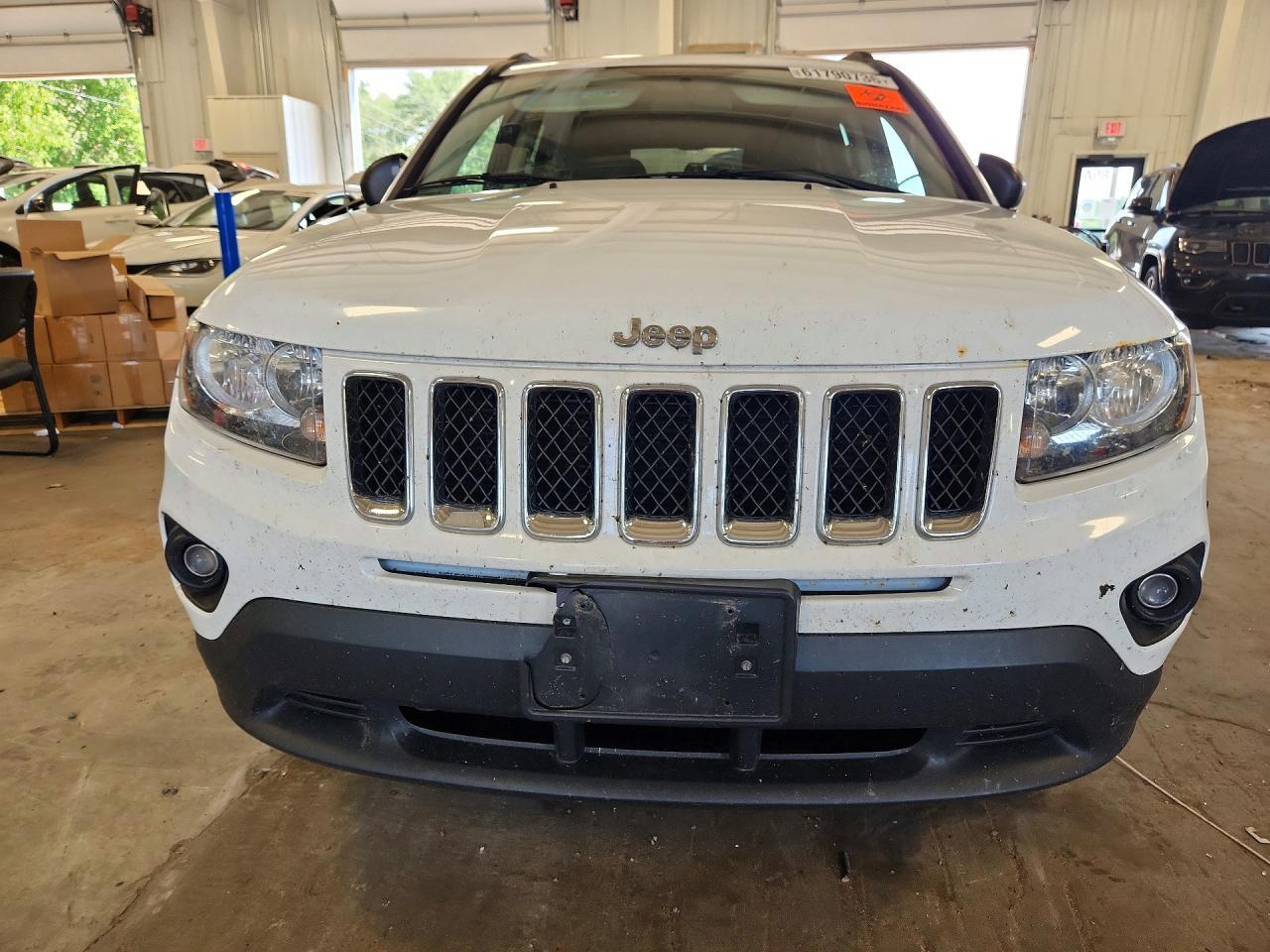 2015 Jeep Compass Sport - Фото 5