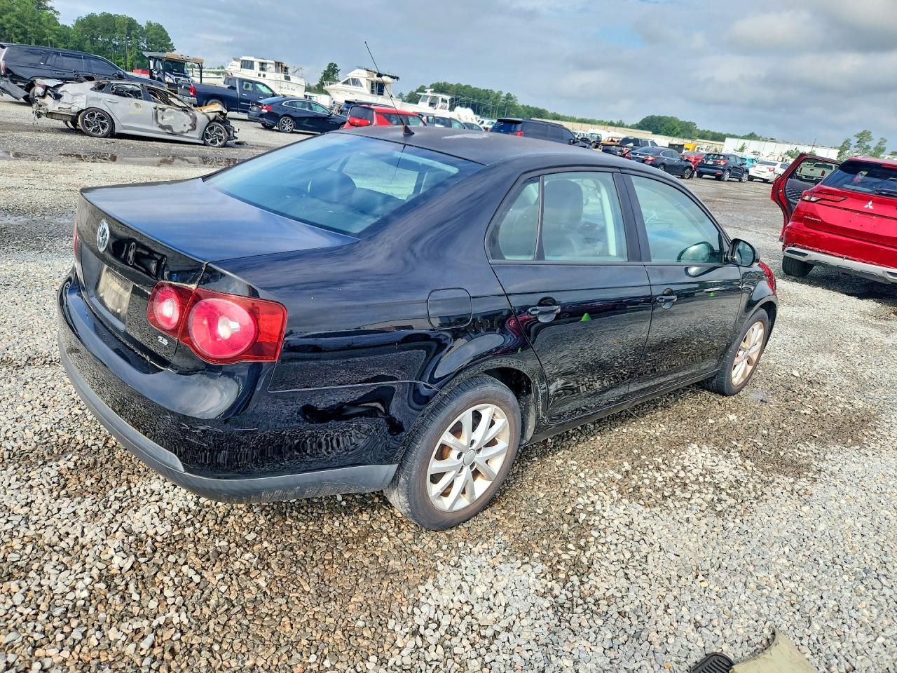 2010 Volkswagen Jetta Limited - Фото 3