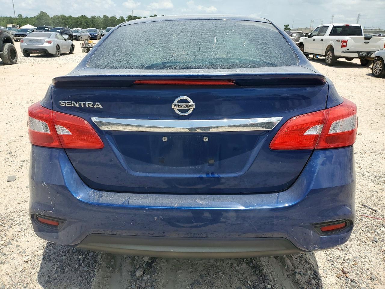 2016 Nissan Sentra S - Image 6