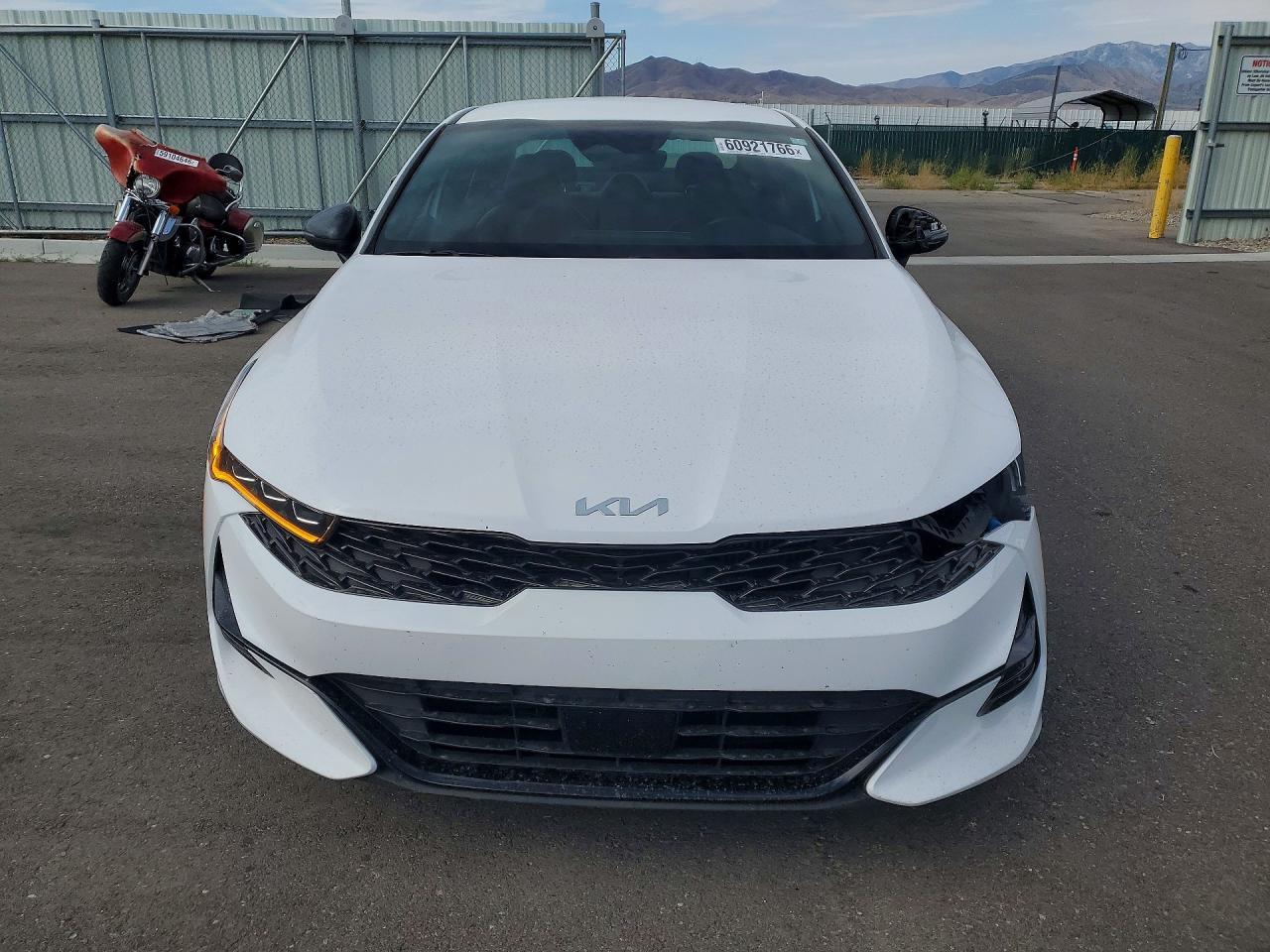 2023 Kia K5 Gt Line - Image 5