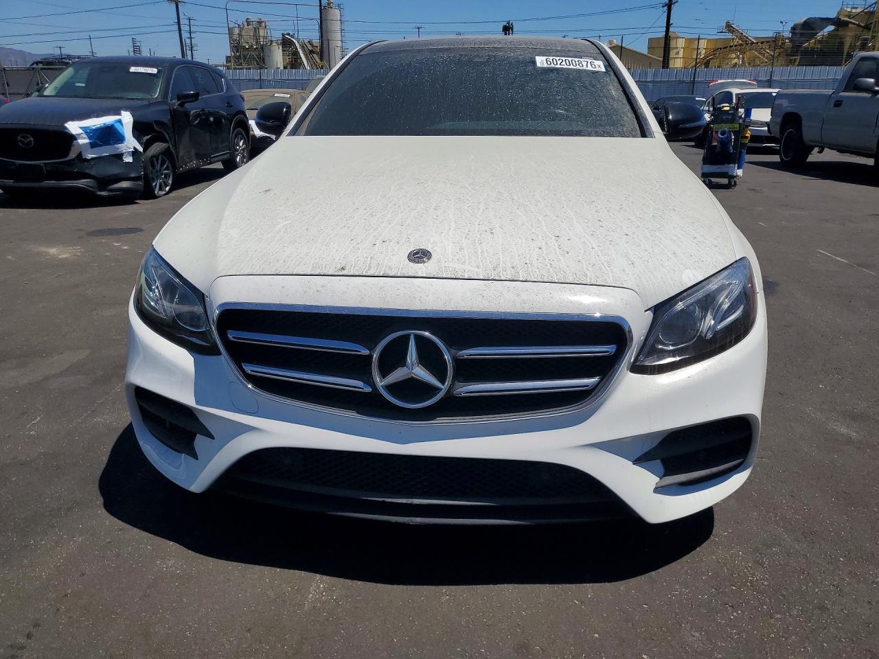 2020 Mercedes-Benz E 350 - Фото 5