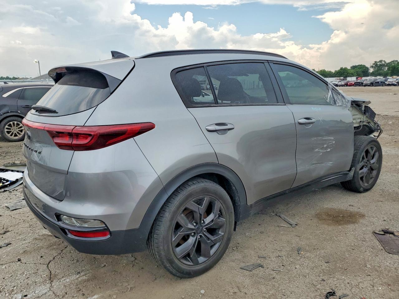 2021 Kia Sportage S - Фото 3