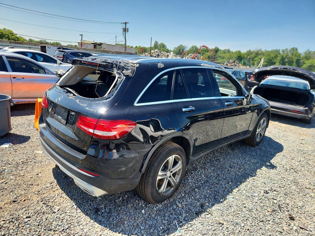 2017 Mercedes-Benz Glc 300 4Matic - Фото 3