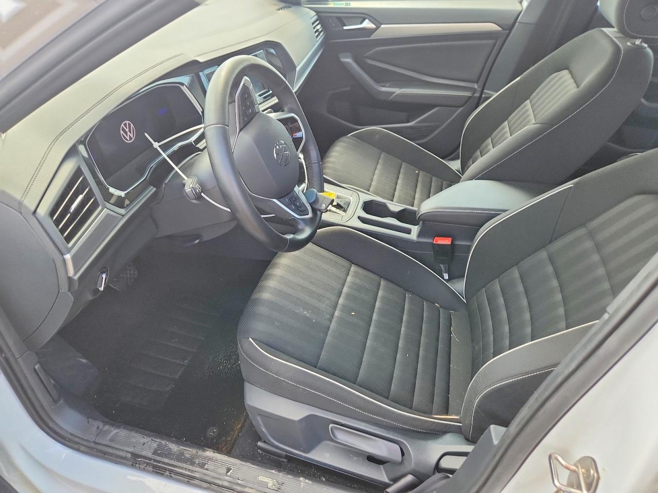 2022 Volkswagen Jetta Sport - Фото 7
