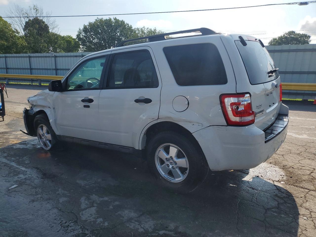 2012 Ford Escape Xlt - Image 2