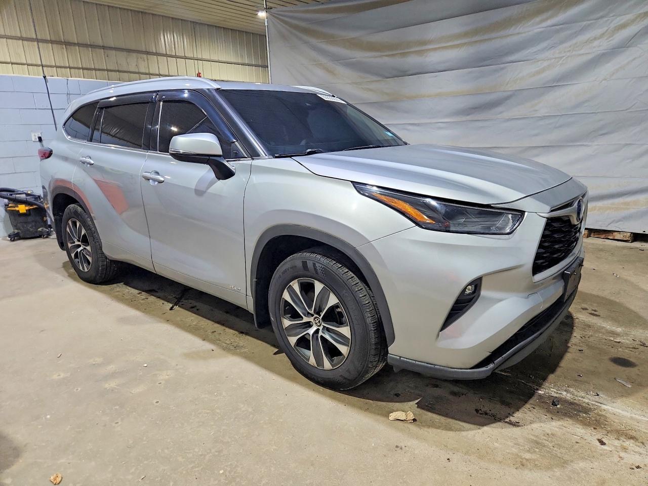 2022 Toyota Highlander Hybrid Xle - Фото 4