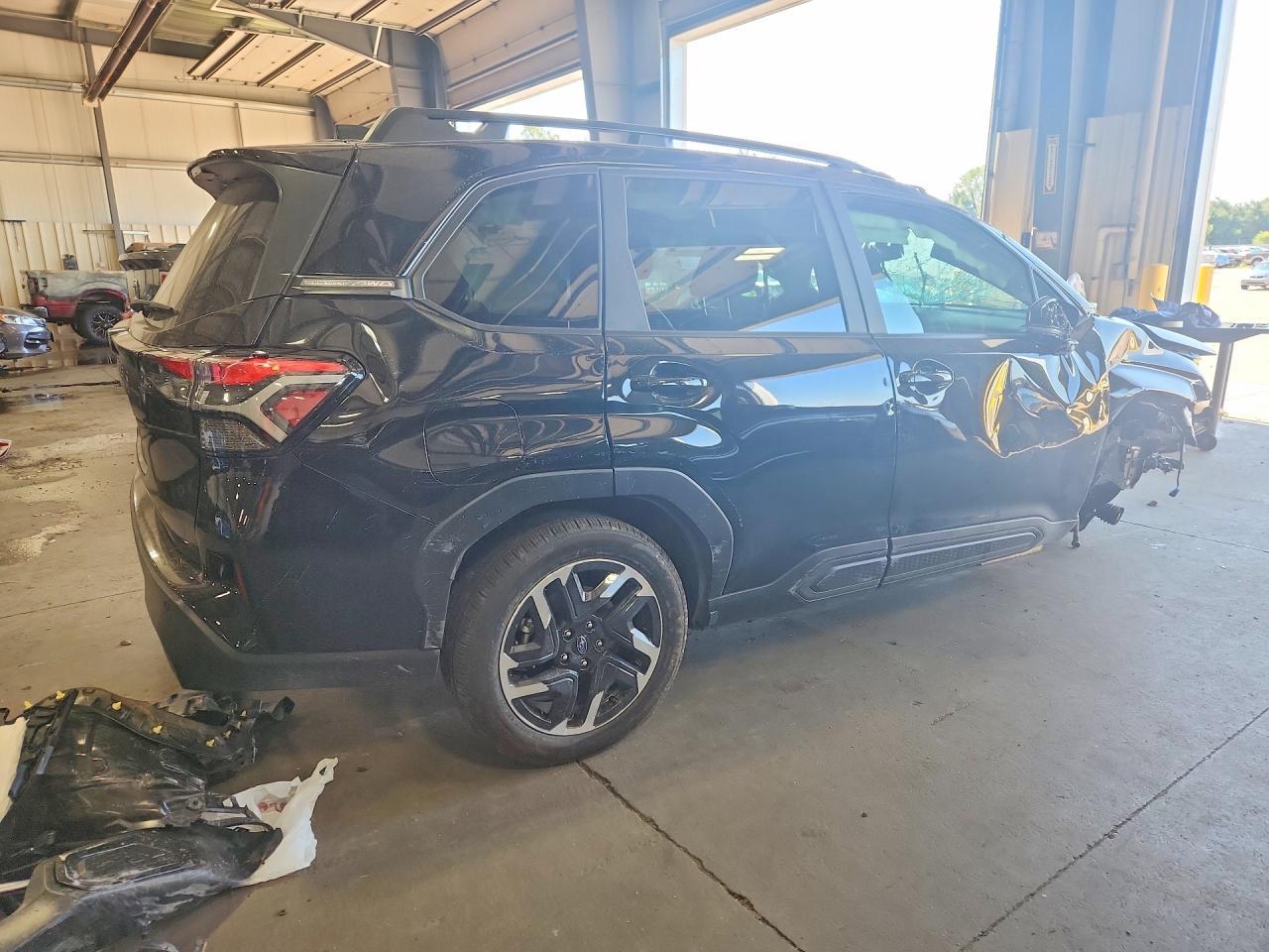2026 Subaru Forester Limited - Фото 3